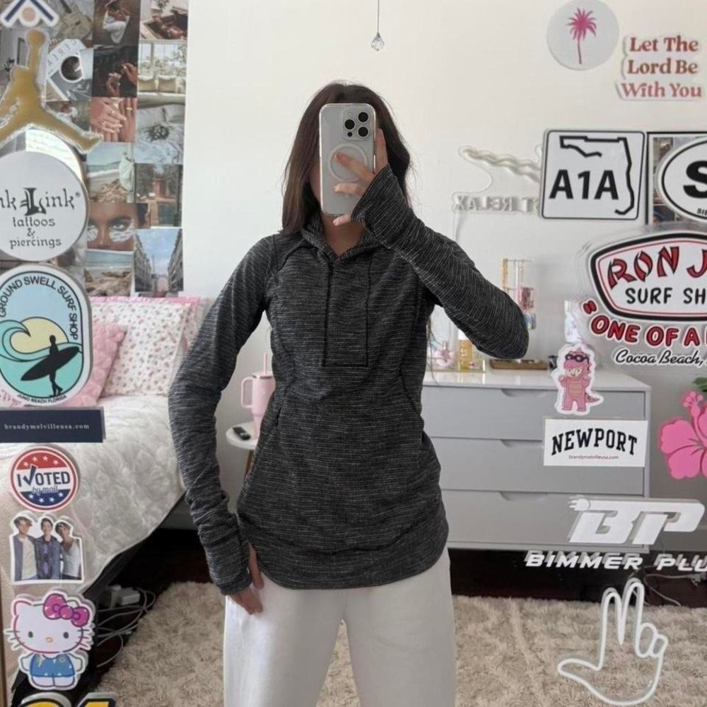 grey and black lululemon sweatshirt zipup